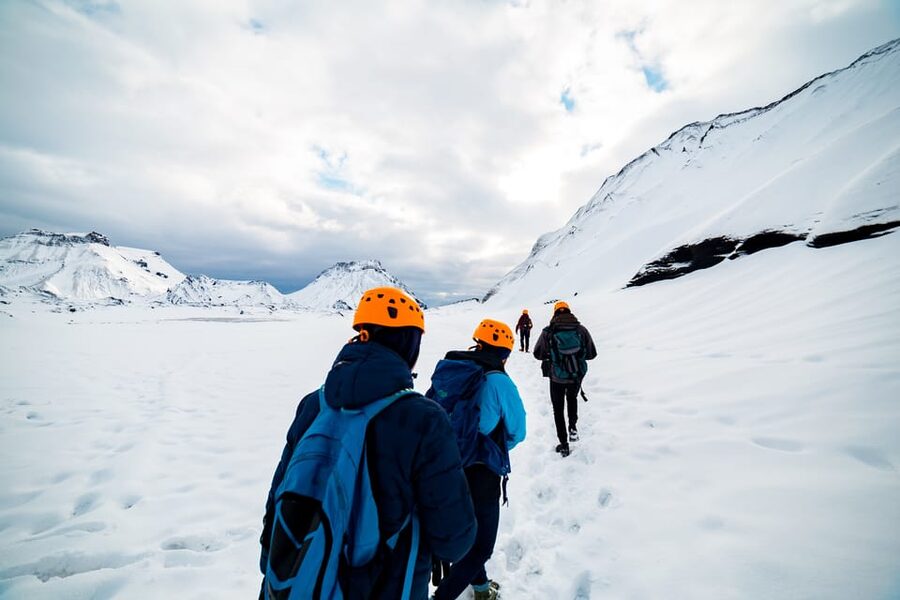 Iceland 3-Day Tour Golden Circle, Glacier Lagoon, & Ice Cave - Who this tour suits best