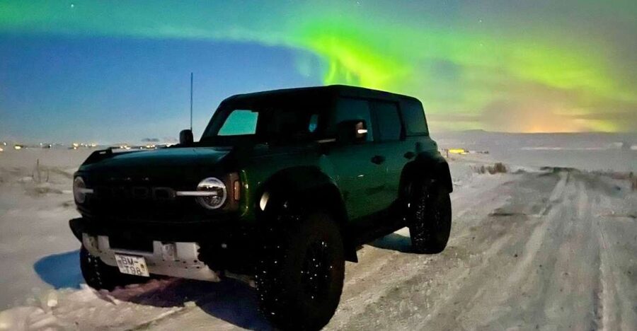Iceland in a nutshell, private Super Jeep - Hraunfossar and Hvítá, waterfalls that start from lava fields