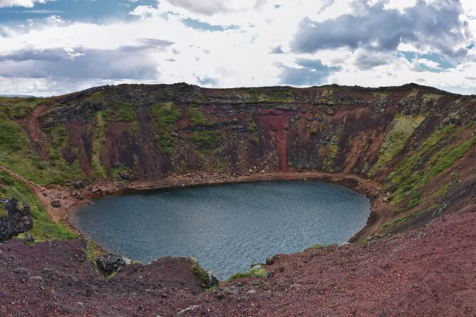 Iceland´s Golden Circle Minibus daytour - Kerið crater: budget for the extra admission