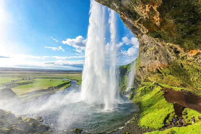 Iceland's South Coast Full Day Tour from Reykjavik - Skogafoss and Timing: Big Water, Short Stop