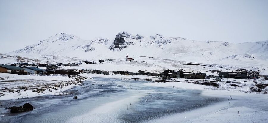 Iceland: South Coast and Northern Lights Tour - Comfort and tech: free Wi-Fi, USB chargers, and an audio guide you can actually use