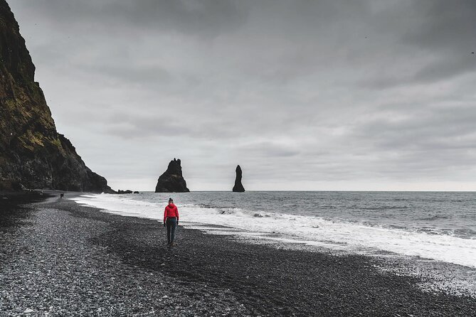 Iceland South Coast Stunning Sights - Seljalandsfoss and Gljúfrarbúi, the waterfall views that earn their hype