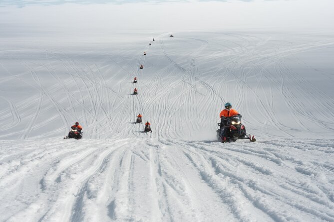 Into the Glacier Combo: Snowmobiling + Langjökull Ice Cave - Arriving at the Ice Tunnel: What to Expect Before You Go In