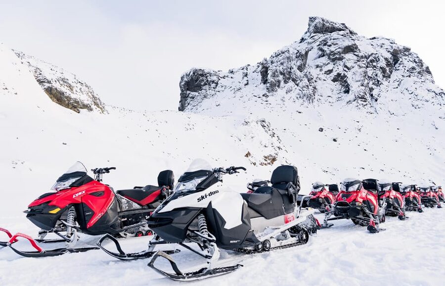 Into the Glacier: Snowmobile + Langjökull Ice Tunnel Combo - How Snowmobiling on Langjökull Works (License Required)