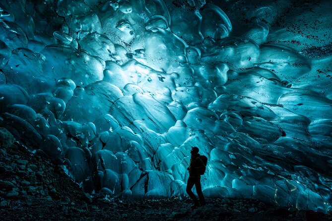 Jökulsárlón: Blue Ice Cave and a Long Glacier Hike - Stop 1 at Breiðamerkurjökull: Crevasses, Moulins, and Big-Ice Views
