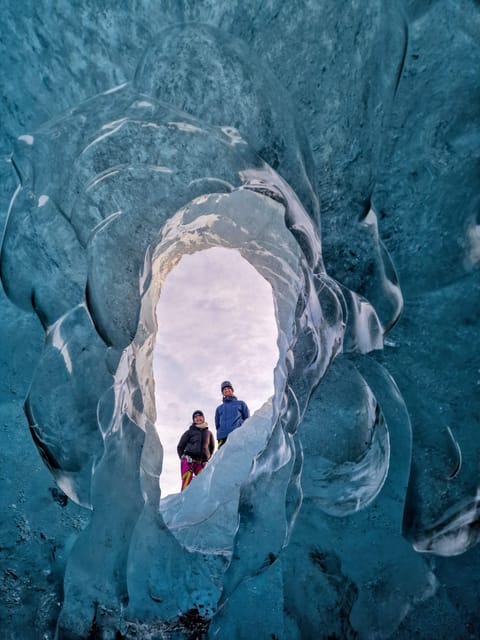 Jökulsárlón: Blue Ice Cave Tour and Glacier Walk - Timing and pacing: what a 6-hour tour feels like day-of