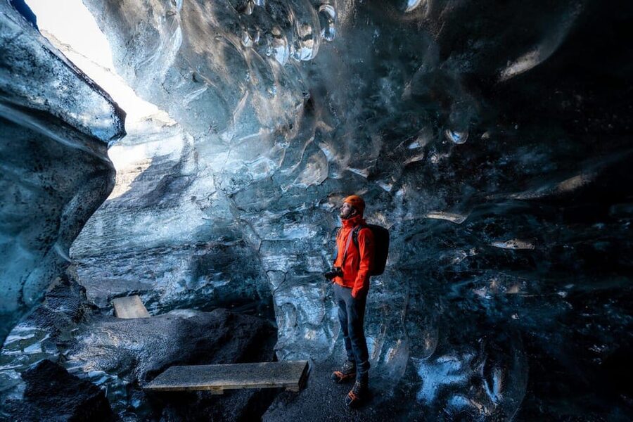 Jökulsárlón: Crystal Ice Cave Super Jeep Tour - How Crowds Work Inside, and How Guides Keep It Photo Friendly