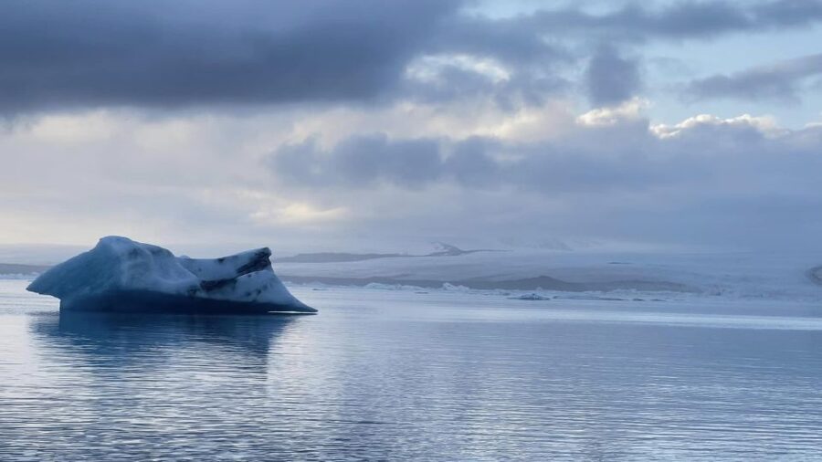 Jökulsárlón Floating Glacier & Diamond Beach Day Tour - Key things to know before you go