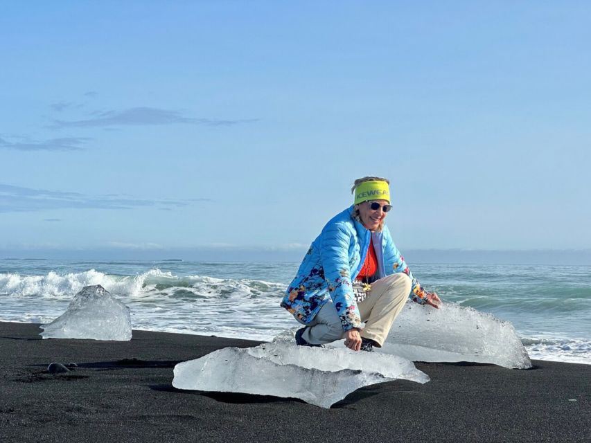Jökulsárlón Floating Glacier & Diamond Beach Day Tour - Diamond Beach: black sand, ice crystals, and wildlife spotting