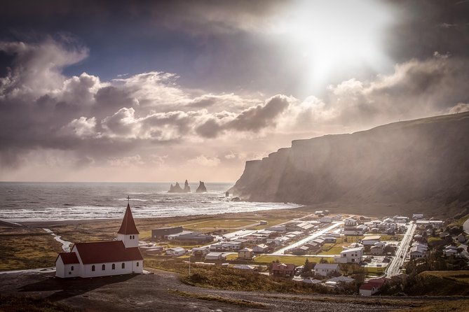 Jökulsárlón Glacier Lagoon and the South Coast Private Tour from Reykjavik - Diamond Beach at Fellsfjara, the iceberg short stop