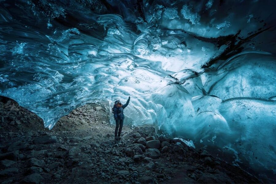 Jökulsárlón: The Original Ice Cave Tour on Vatnajökull - The 4x4 ride and your glacier gear setup