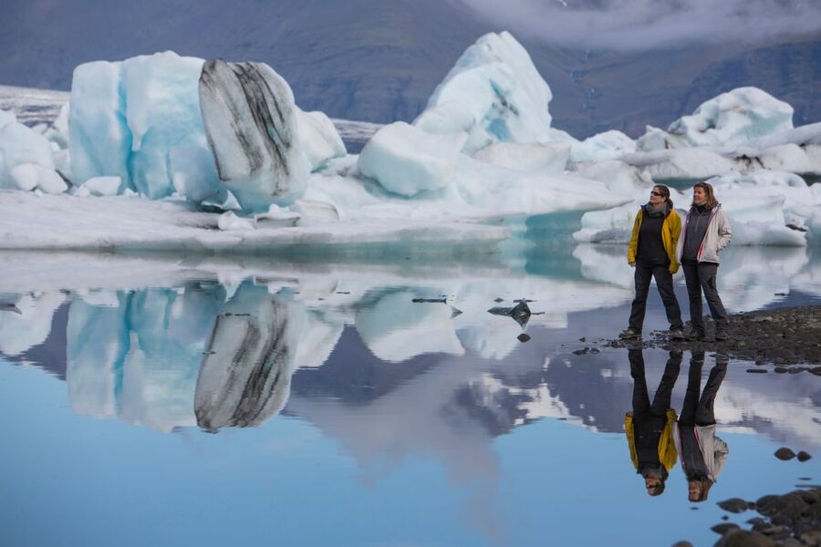 Jökulsárlón: Vatnajökull Ice Cave Guided Tour - The blue ice under Vatnajökull, and what you’re stepping into