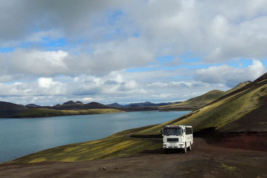 Jökulsárlón: Vatnajökull Ice Cave Guided Tour - Comfort, timing, and the reality of winter crowds
