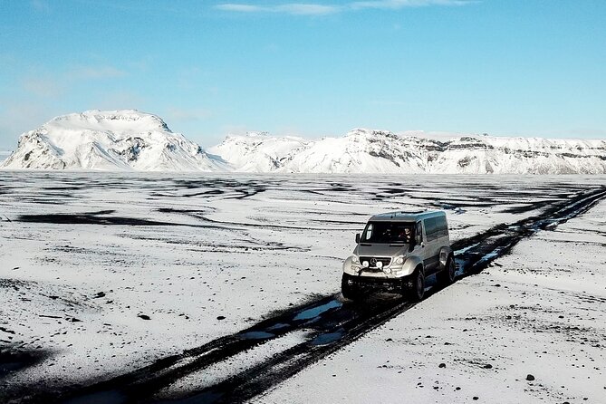Katla Ice Cave & South Coast Day Tour from Reykjavik - Vík to the glacier: swapping buses for a Super Jeep adventure