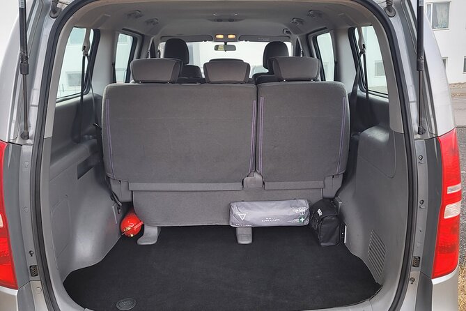 Keflavik Airport (KEF) ↔ Reykjavik: Private Airport Transfer - Comfort details that make a short ride feel smoother