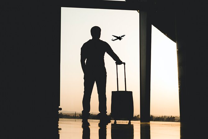 Keflavik Airport Private Transfer Round Trip - Key things that make this transfer feel easy