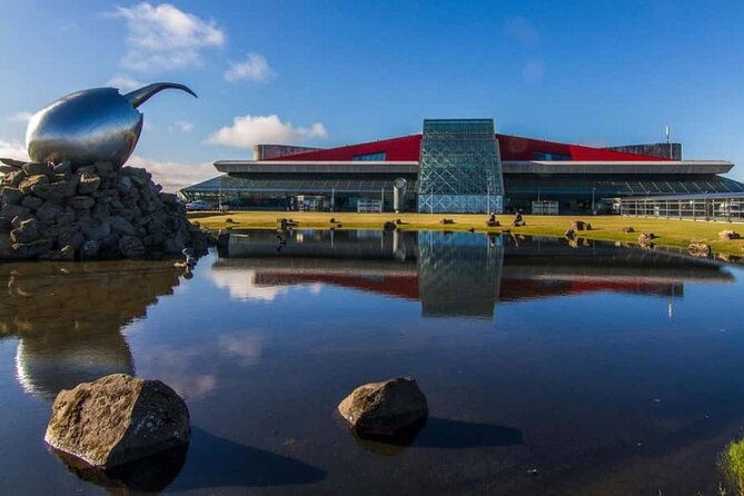 Keflavik Airport Transfer to /or From Reykjavik, Iceland - FAQ