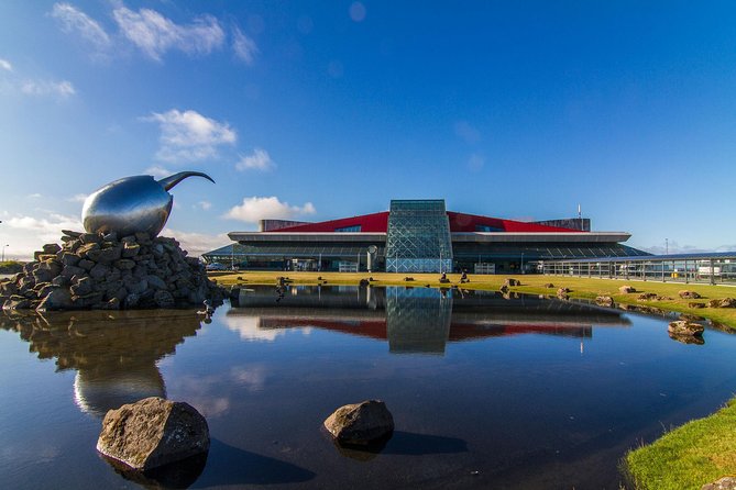 Keflavik International Airport Private Transfer - The Actual Drive Into Reykjavik, Comfort and Friendly Flow