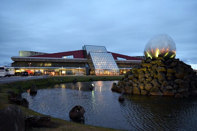 Keflavik To Reykjavik Private Luxury Airport Transfer - Key things I’d watch for