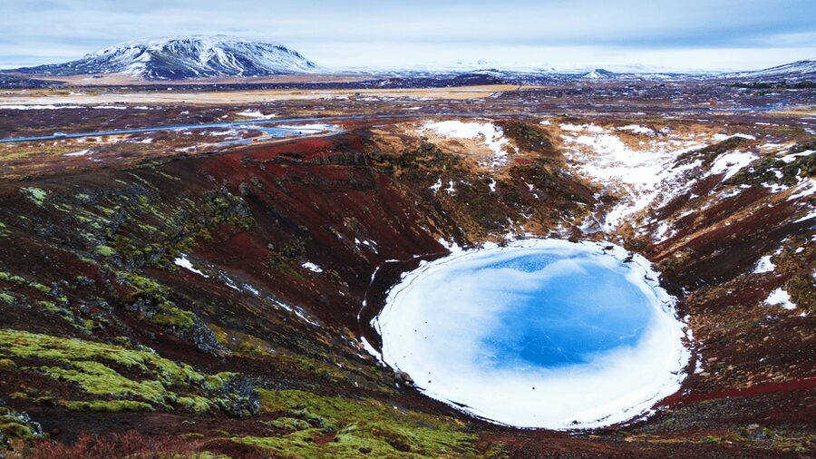 Kerið Volcanic Crater Admission Ticket - The Turquoise Lake: Why the Water Looks Unreal
