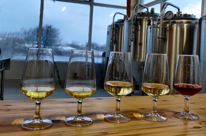 Meadery 1-Hour Tasting in Hella - Taking your time at the river: finishing your mead at your pace