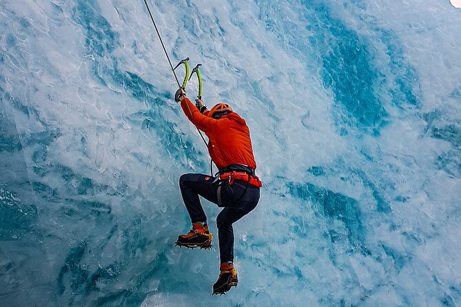 Micro group - Ice climbing at Sólheimajökull - Trying Different Difficulty Levels in One Day