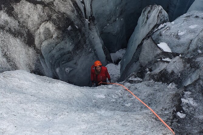 Micro group - Ice climbing at Sólheimajökull - How Long Is 4 Hours on the Ice, Really?