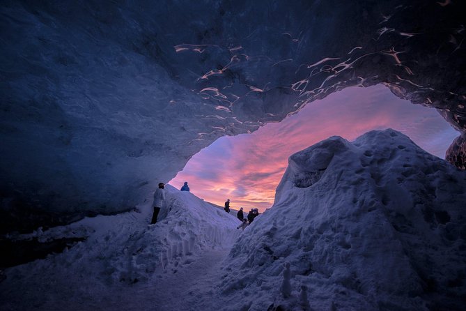 Natural Blue Ice Cave Tour of Vatnajökull Glacier from Jökulsárlón - Group Size, Pace, and Why It Matters in the Cave