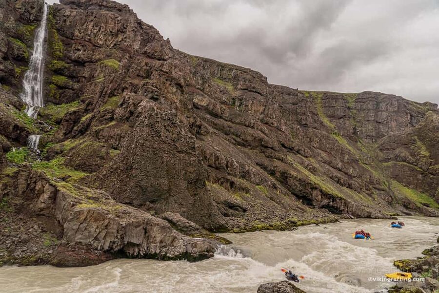 North Iceland: Europe’s Wildest Rafting in DRYSUIT - The 20 minute break is for warmth, not waiting around