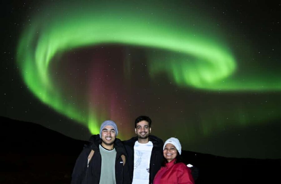 Northern Lights: 4x4 Adventure with Treats, Photos & Cocoa - The 4-hour flow: what your evening feels like