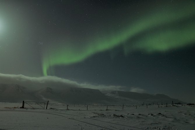 Northern Lights 4x4 Jeep/van Tour from Akureyri - Transport details you should know: 4x4 Jeep, but sometimes plans change