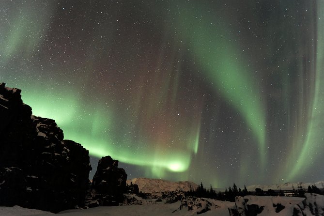 Northern Lights 4x4 Jeep/van Tour from Akureyri - A realistic look at the evening: what you do during the 2 to 3 hours