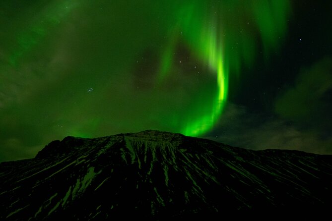 Northern Lights 4x4 Tour with Pastries and Cocoa from Reykjavik - How Guides Hunt The Lights, and Why Your Night Might Look Different