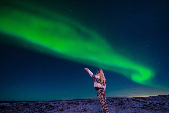 Northern Lights Jeep Tour - Icelandic Guide | Photos | Cocoa - Cocoa breaks while you wait for the sky to perform