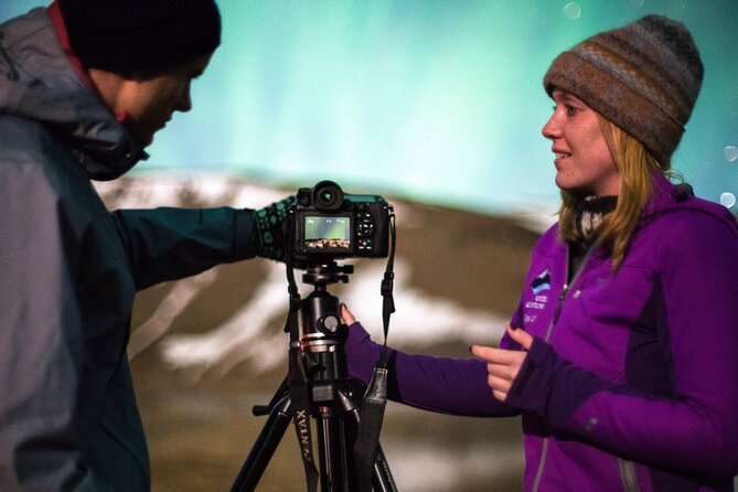 Northern Lights Minibus Tour with Hot Cocoa, Blankets & Photos - The Moment You See the Aurora: Blankets, Hot Cocoa, and Photos