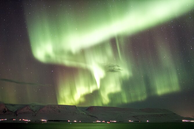 Northern Lights Photography from Akureyri - Akureyri Is a Great Place to Hunt the Aurora