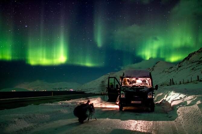 Northern Lights Photography from Akureyri - 9:00 pm to the Countryside, What the Night Feels Like