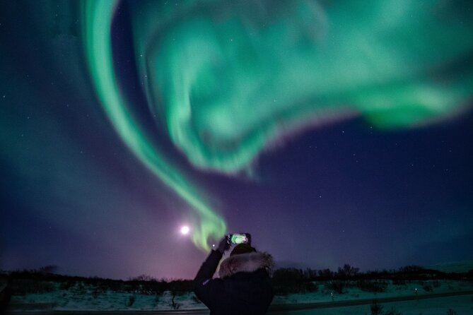 Northern Lights Small-Group Tour with Hot Chocolate & Photos - Value check: does $172.41 make sense for this night?