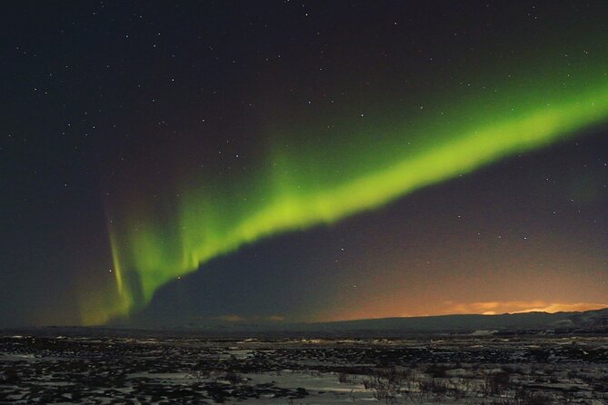 Northern Lights Super Jeep Guided Tour with Hot Drink & Snack - Why a super jeep aurora hunt beats the bus scramble