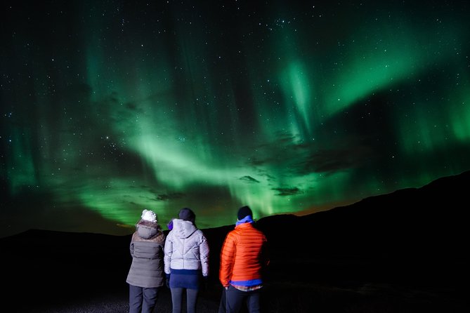 Northern Lights Tour from Reykjavik in a Super Jeep - Warm Drinks, Free Photos, and the Comfort Stuff That Keeps You Outside