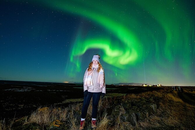 Northern Lights Tour with Photos, Snacks, Warm Snowsuits, Chairs - Snacks, Hot Chocolate, and the Plan for a Long Night