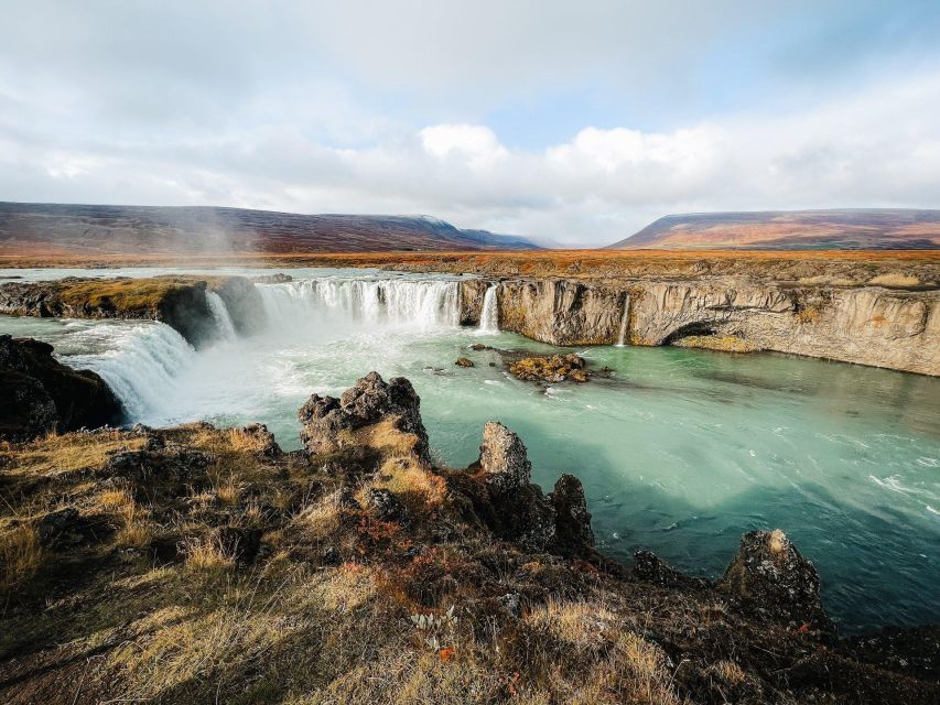 Port Akureyri: Godafoss Waterfall, Myvatn and Baths Tour - Port Akureyri to Mývatn: why this day feels efficient