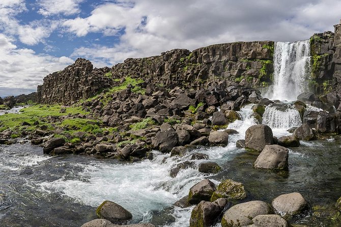 Premium Golden Circle Tour in Jeep - Stop 5: Secret Lagoon Gamla Laugin, pay extra, relax hard