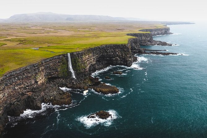 Private Bespoke Reykjanes Peninsula Tour - The Scenic Drive Through Craters, Lava, and Moss