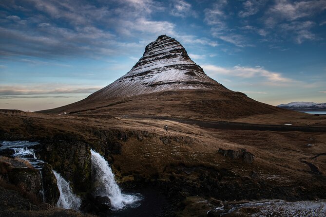 Private Exploration of The Snæfellsnes Peninsula - How guides like Yandy and Julien change the experience