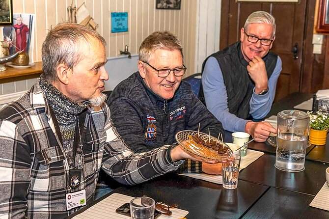 Private Food Walking Tour in Reykjavik - Stop 2 by the Harbor: Icelandic Shellfish Soup First