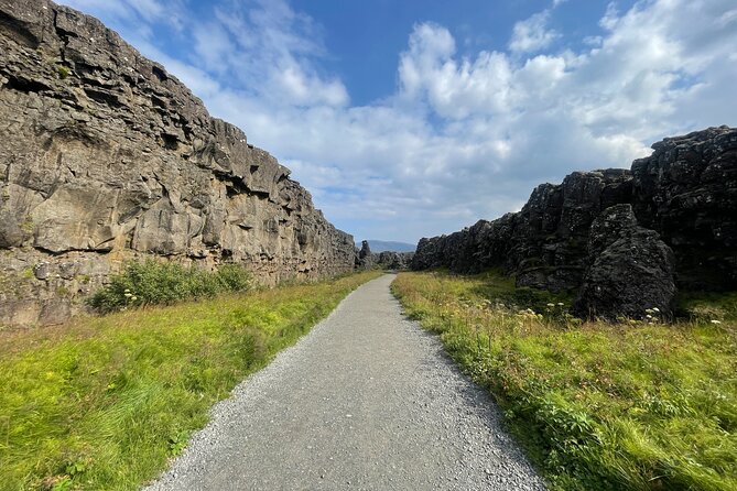 Private Full-Day Golden Circle Tour from Reykjavik - Þingvellir National Park, where tectonics tell a story
