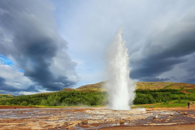 Private Golden Circle - Þingvellir National Park: Assembly Plains, UNESCO, and included entry