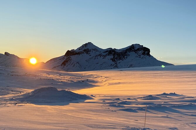 Private Golden circle and glacier super jeep tour from Reykjavik - Guides make the difference: the kind of storytelling you want
