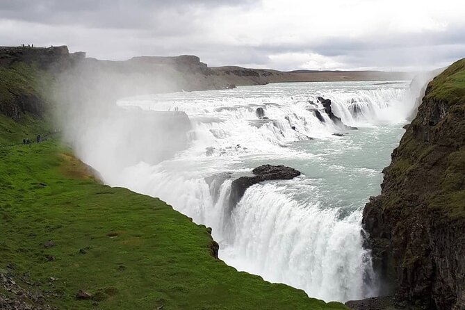 Private Golden Circle Tour (1-7pax) - Price and value: what $1,550 covers for up to 7 people